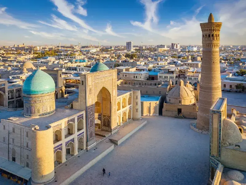 Tour Uzbekistán con Nukus y Khiva